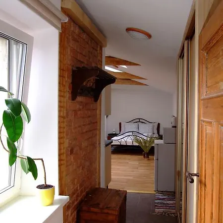 아파트 Sunny Loft Studio *